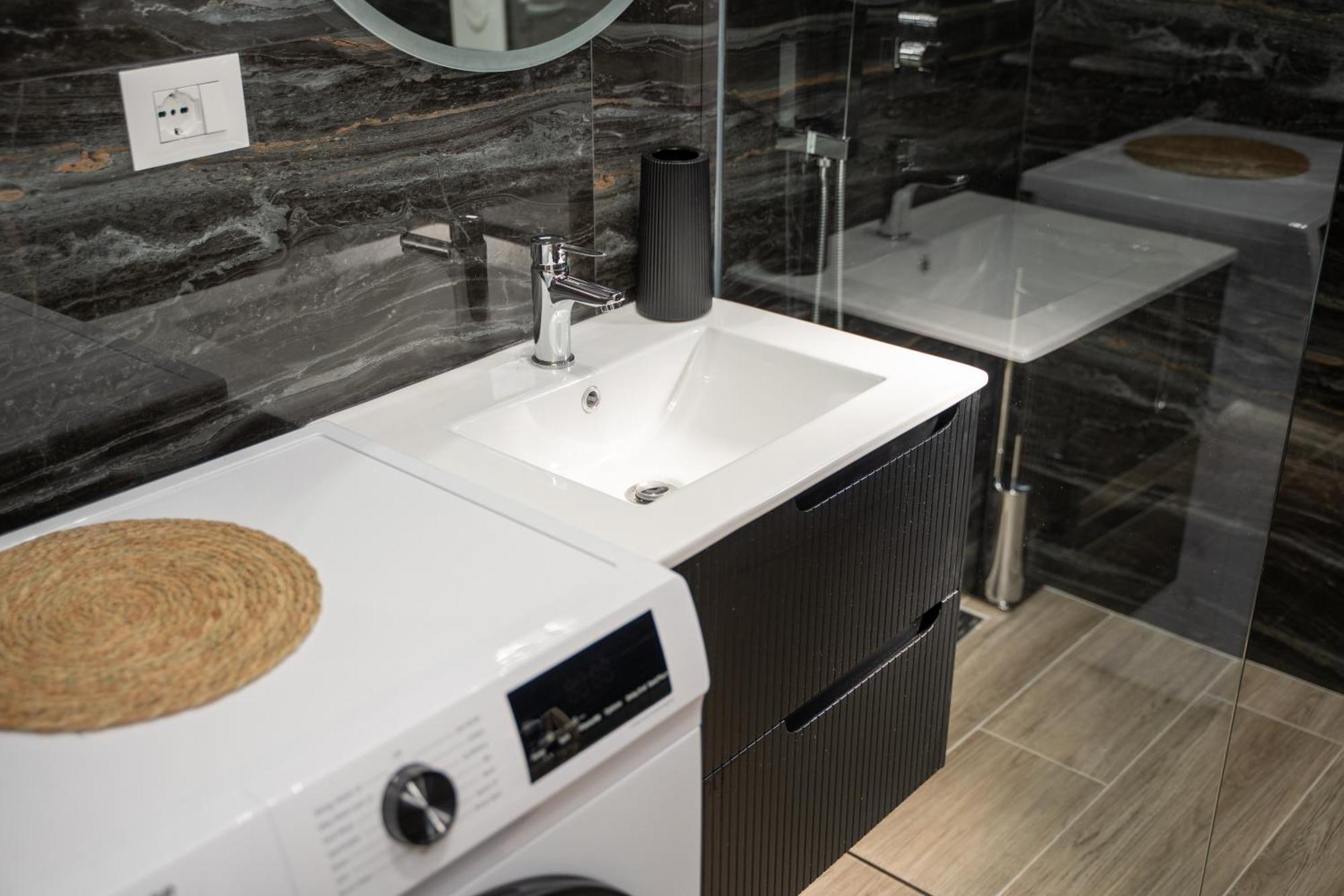 Sunnydream Apartaments Saranda Ngoại thất bức ảnh