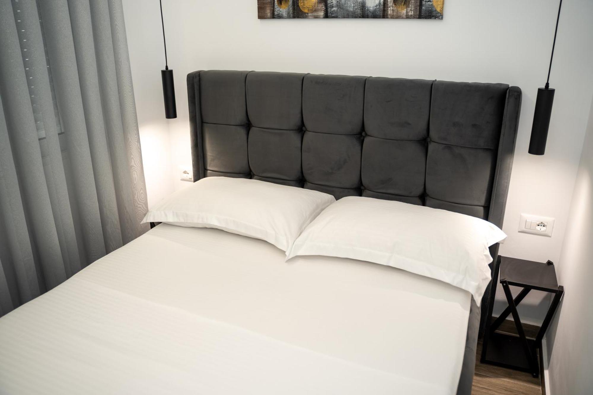 Sunnydream Apartaments Saranda Ngoại thất bức ảnh