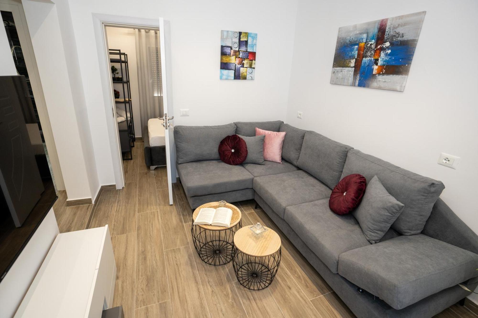 Sunnydream Apartaments Saranda Ngoại thất bức ảnh