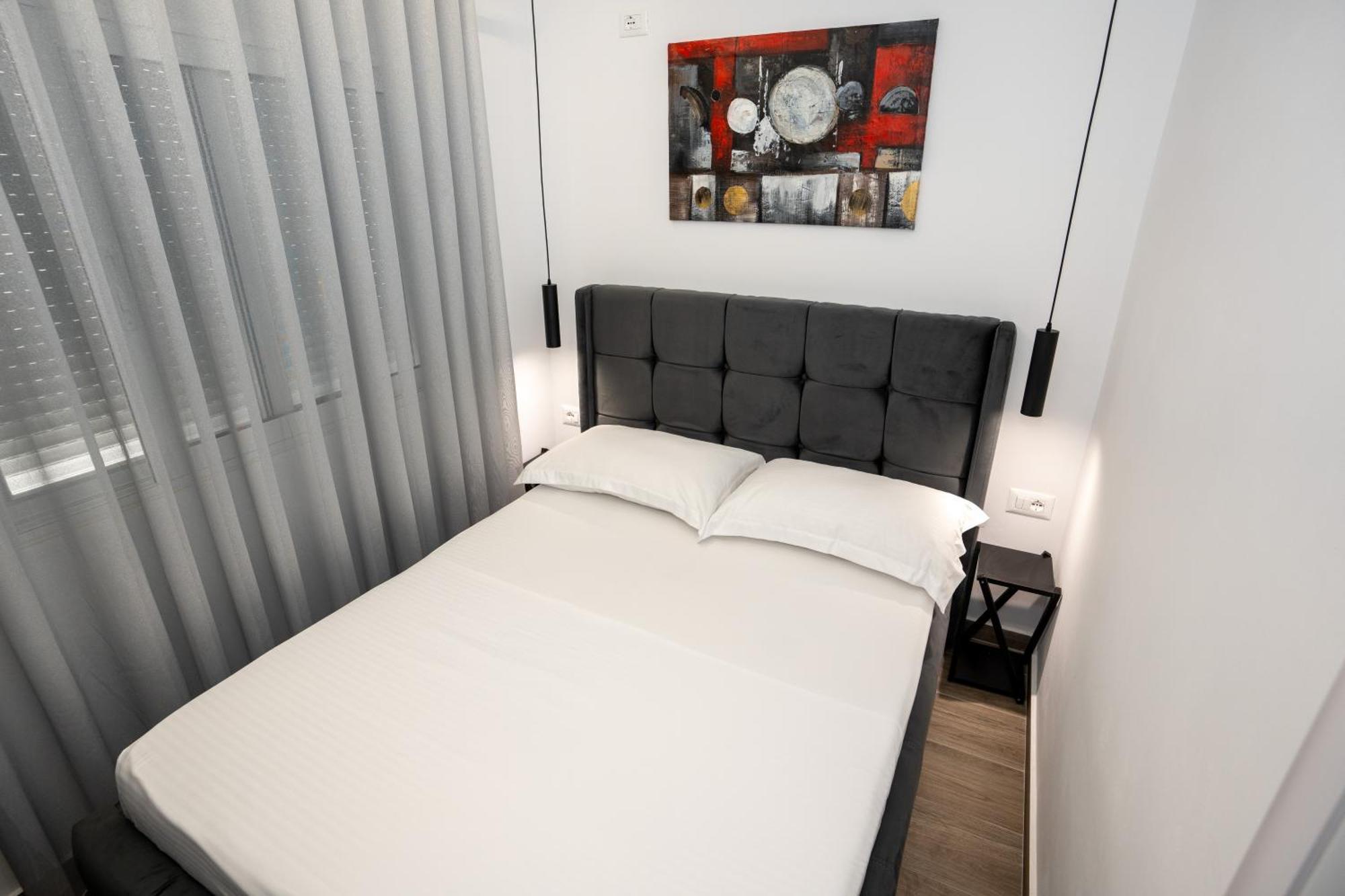 Sunnydream Apartaments Saranda Ngoại thất bức ảnh